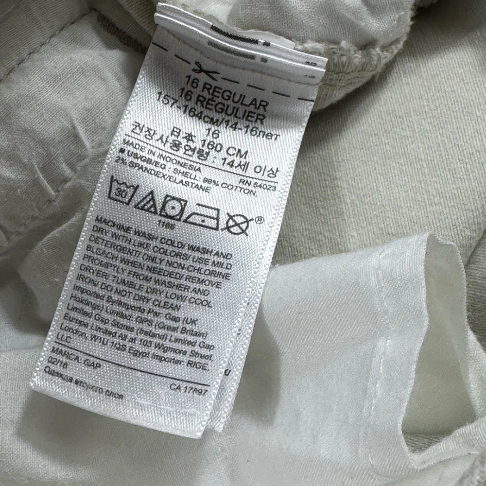 Gap Kids Khaki Straight Leg Pants Size 16‎ Regular Boys